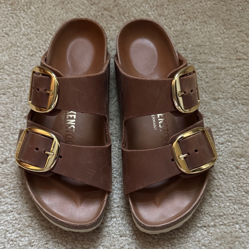 Birkenstock Arizona Oiled Leather- Cognac Sandals with Big Gold Buckles- Size 35